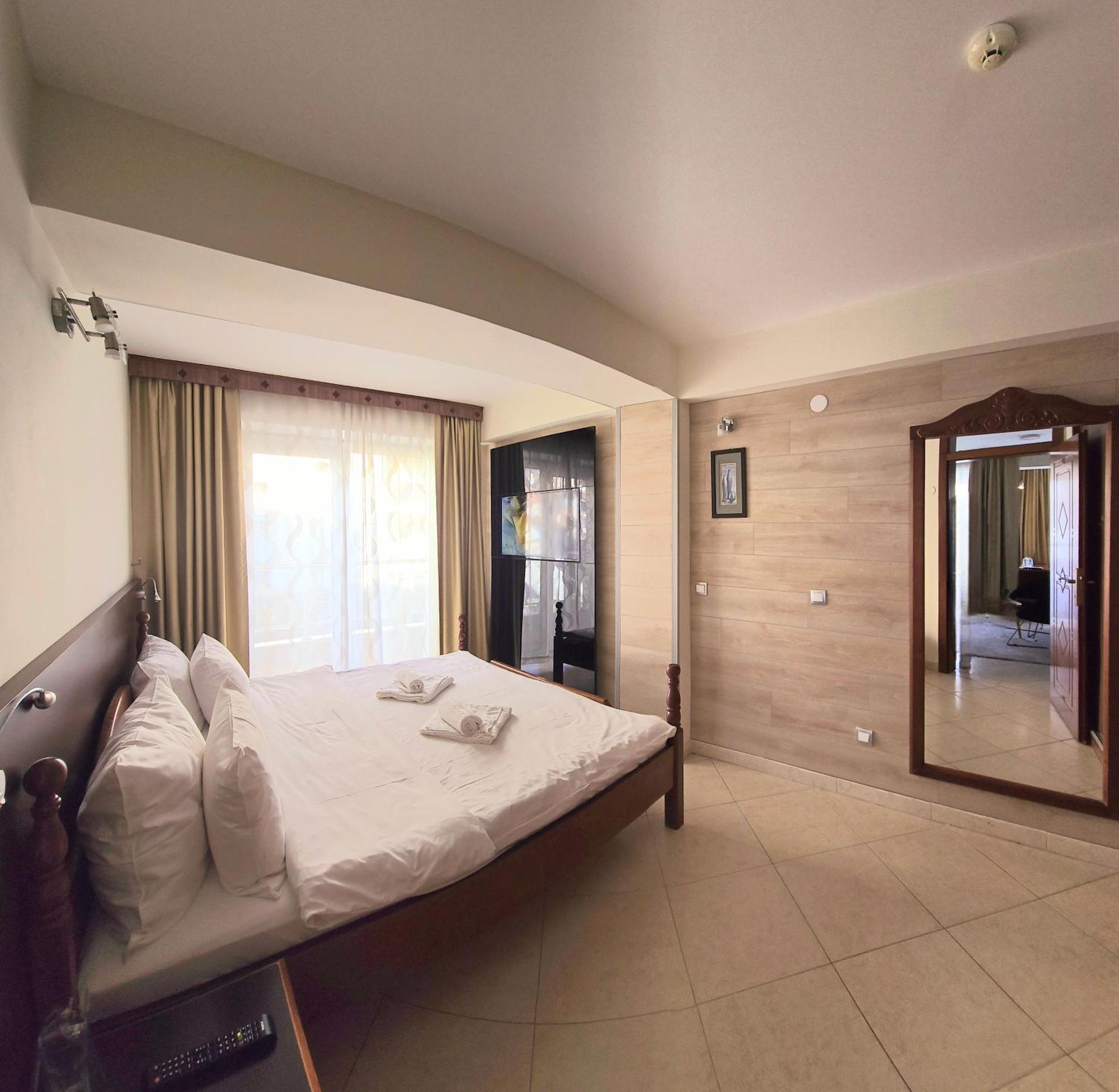 Royal View Hotel And Spa Ohrid Exterior foto